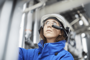manufacturing, wearable, connected worker, Industrial IoT at the Edge